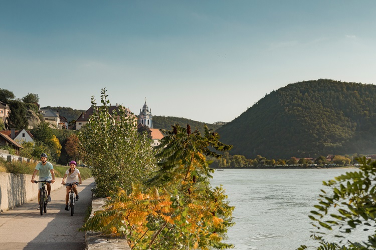 Donau, donauradweg, radweg, danube, danube cycle path, cycle path, bike, biking, cycle, path