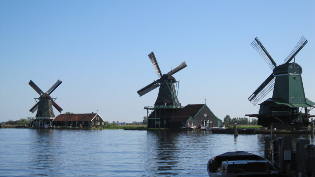 Holland, Niederlande, netherlands, gruenes herz, green heart, amsterdam
