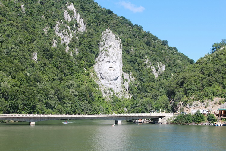 Rumaenien, denkmal, katarakt strecke